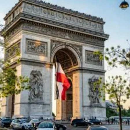Charming For 2p - Parc Monceau Apartment
