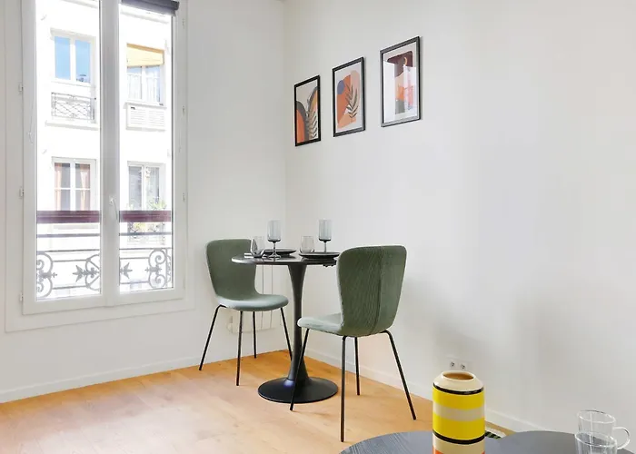 Charming For 2p - Parc Monceau Lejlighed *